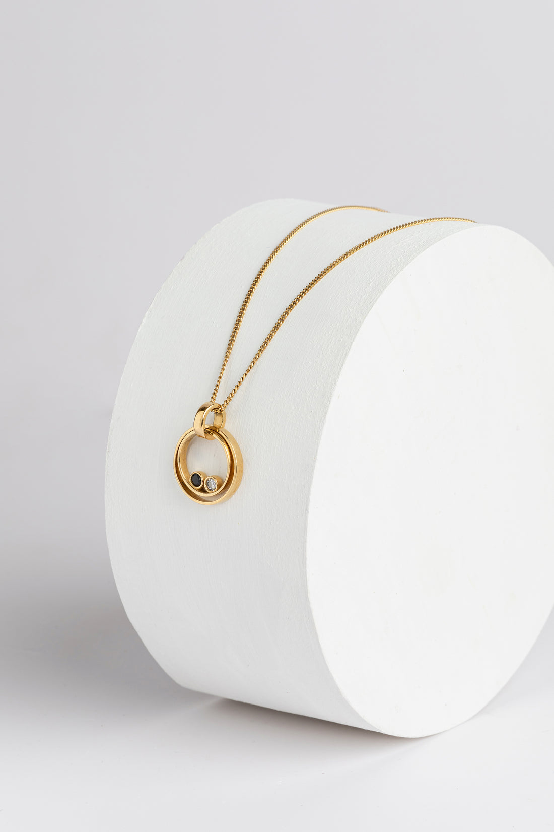 DUALITY NECKLACE
