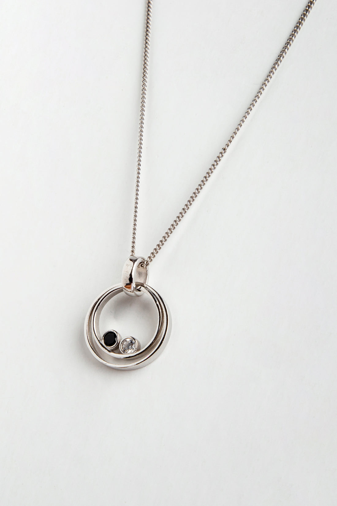 DUALITY NECKLACE