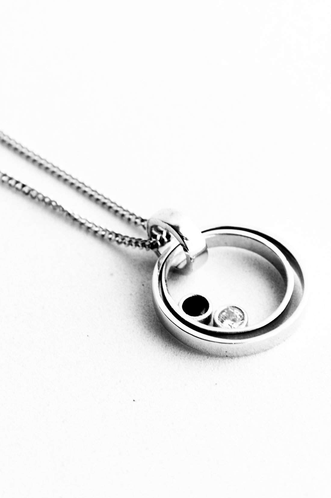 DUALITY NECKLACE