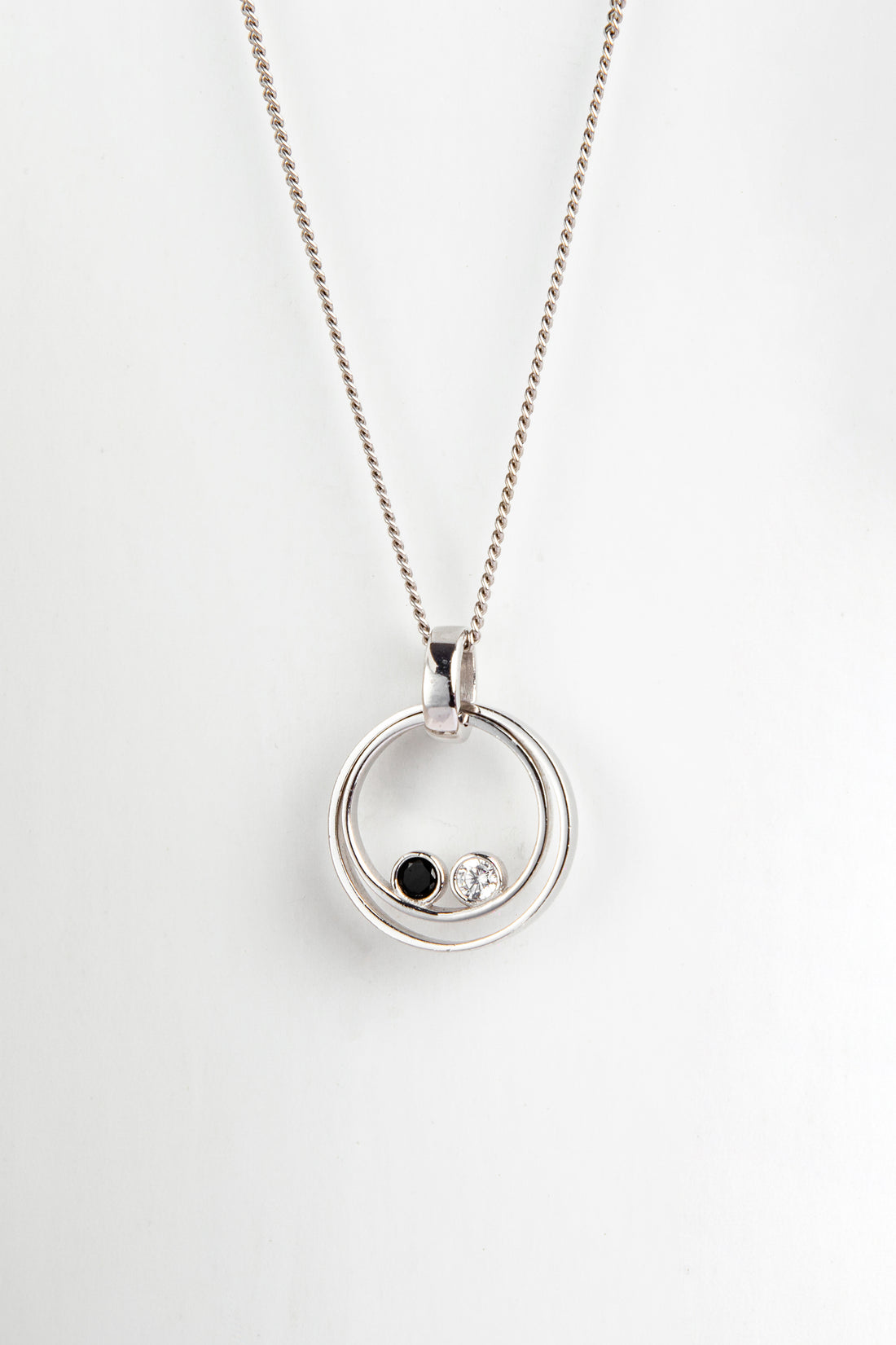 DUALITY NECKLACE